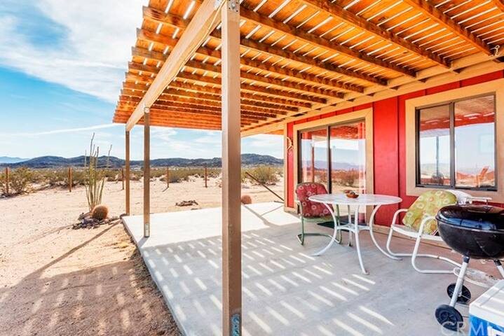 Sunrise Cabin An Off The Grid Getaway Cabins For Rent In