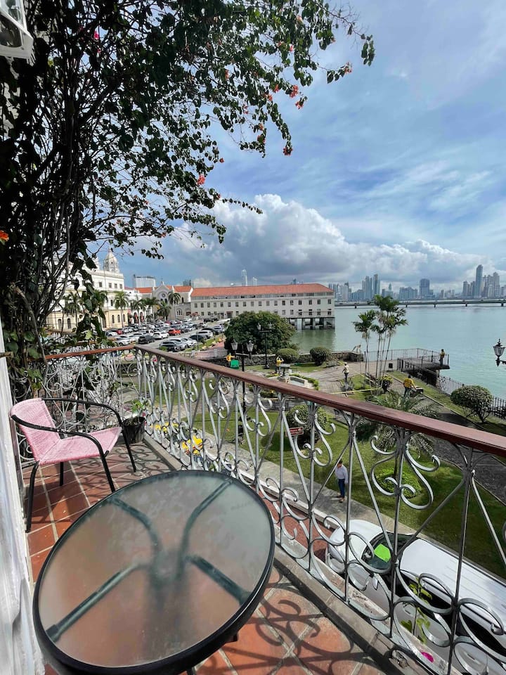 Urban Oasis: Spectacular Views — 1 bedroom vacation rental in Panamá