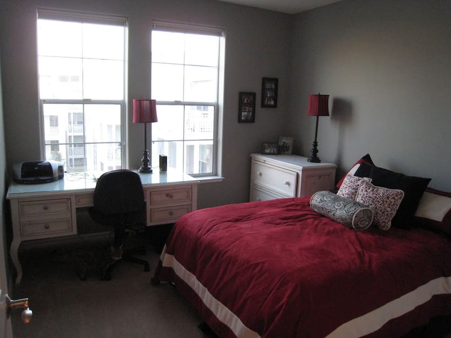 Guest room has a desk and printer available for your use.