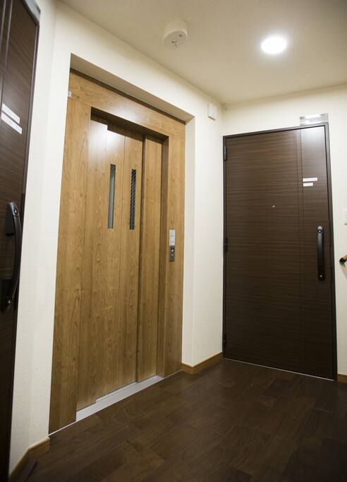 Bed&Stay - Spacious hallway between floors