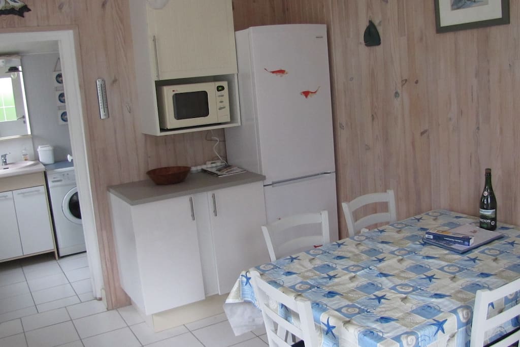 cuisine salle de séjour - vue 1