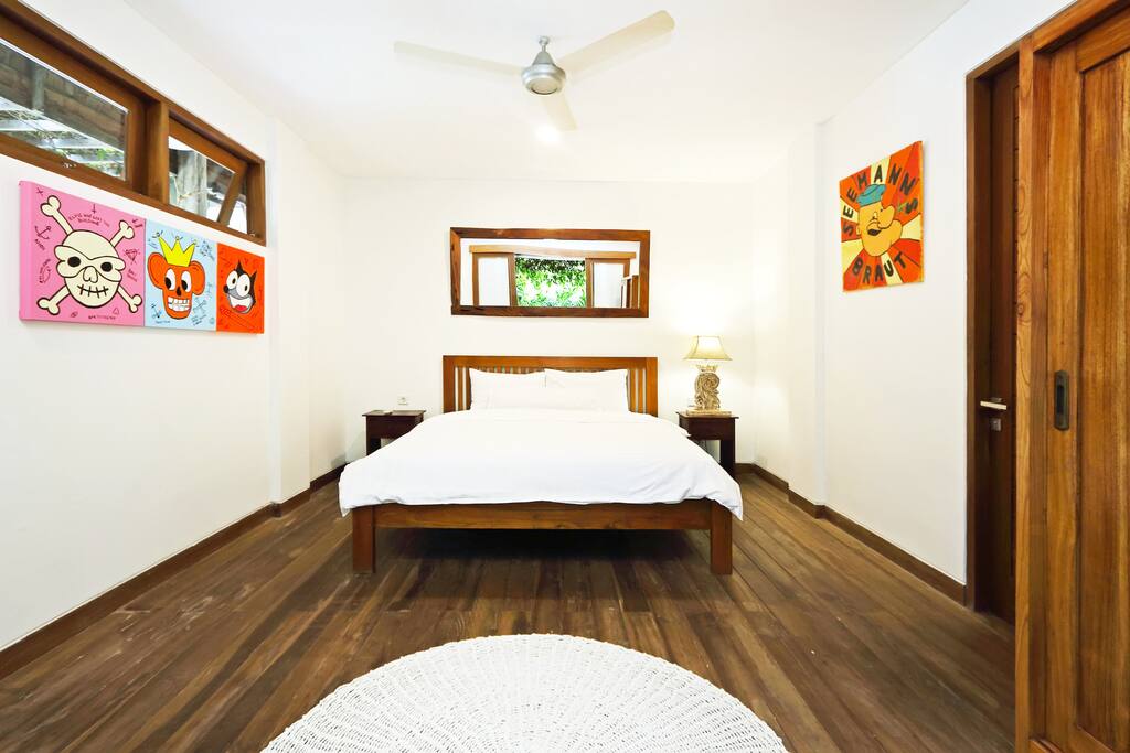 Room 1 with ensuite bathroom