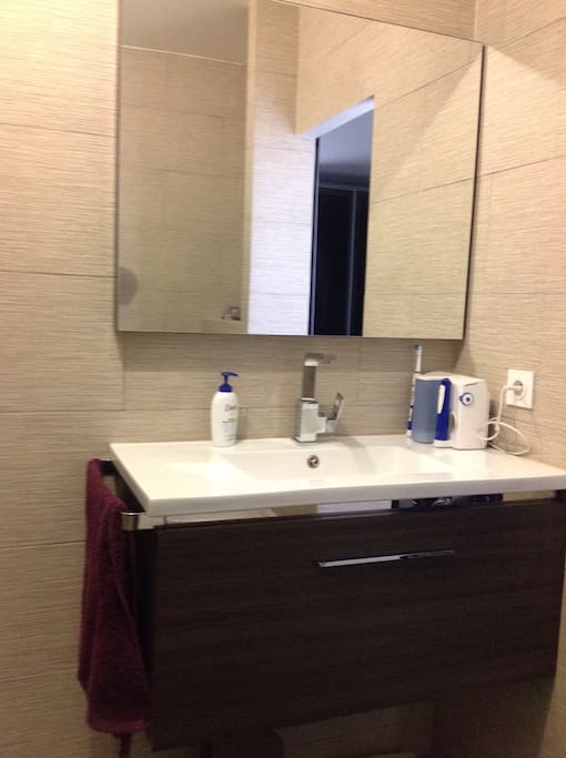 Salle de bain privative avec douche italienne