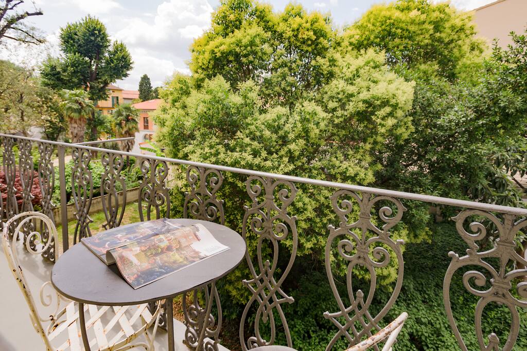 The private Terrace - Surrounded by the nature
