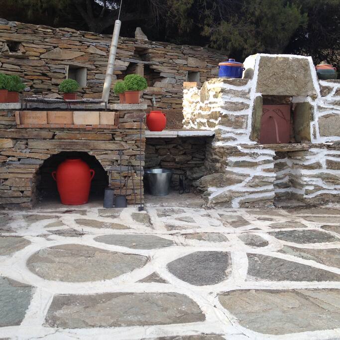 House bar b que and old oven
