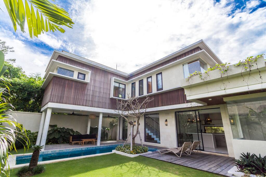 Outside view of the villa