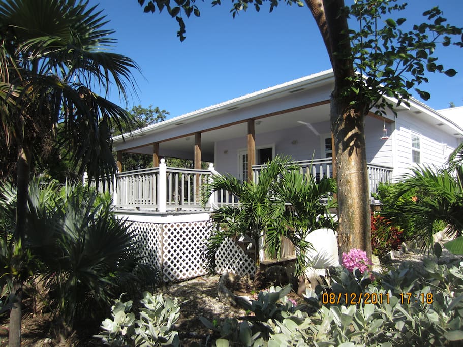 Wrap around terrace