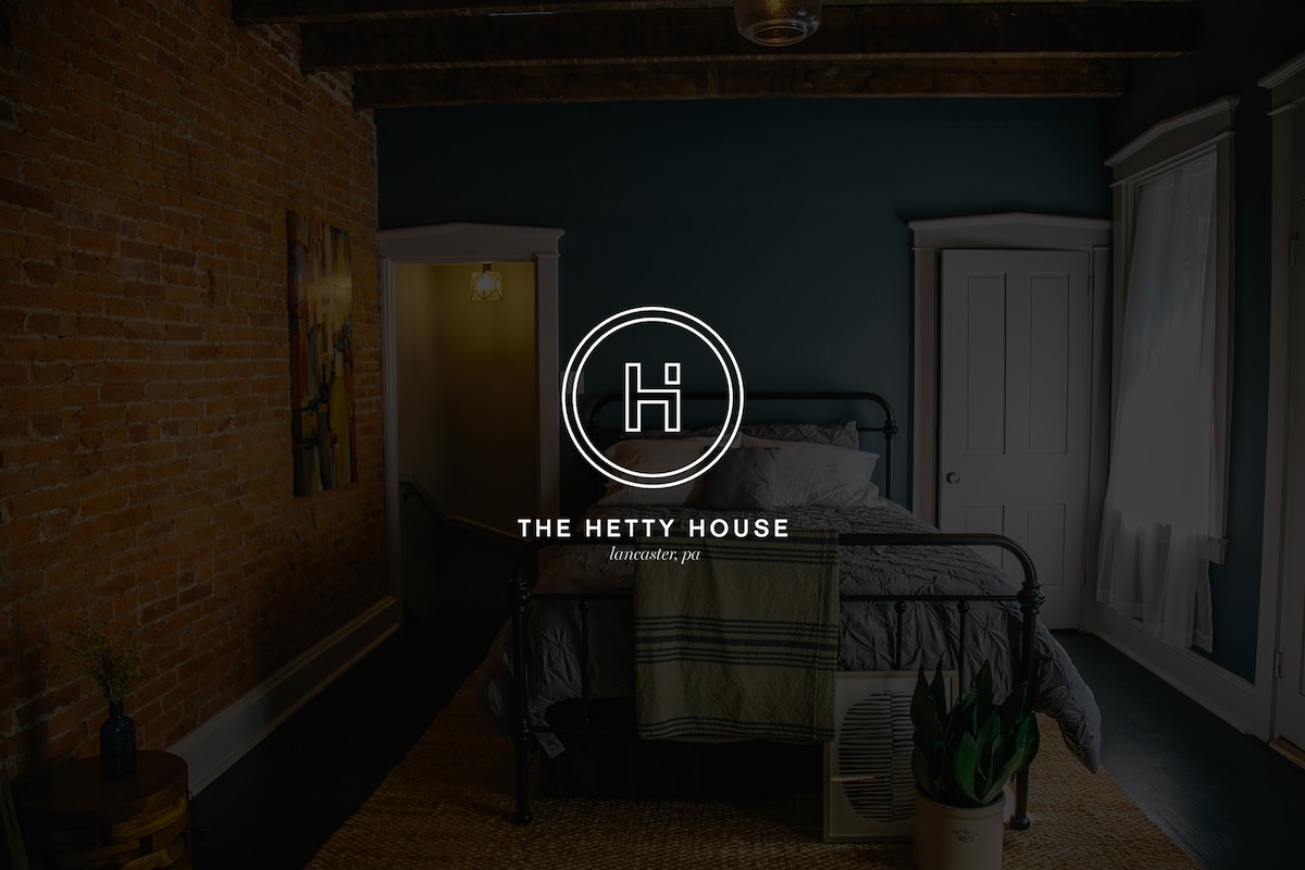 Full House + Yard Downtown // Reno + close to all - Houses for Rent in  Lancaster, Pennsylvania, United States - Airbnb