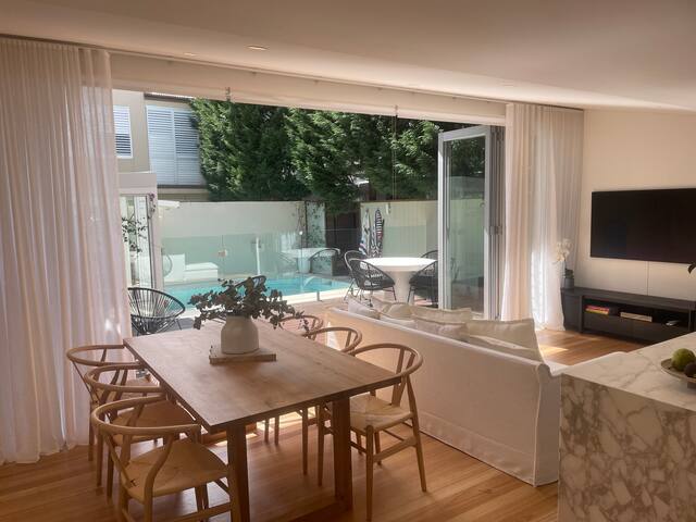 Family beach house with a pool. gallery image 4