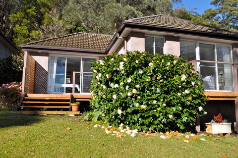 Grandview Cottage 2  Berry