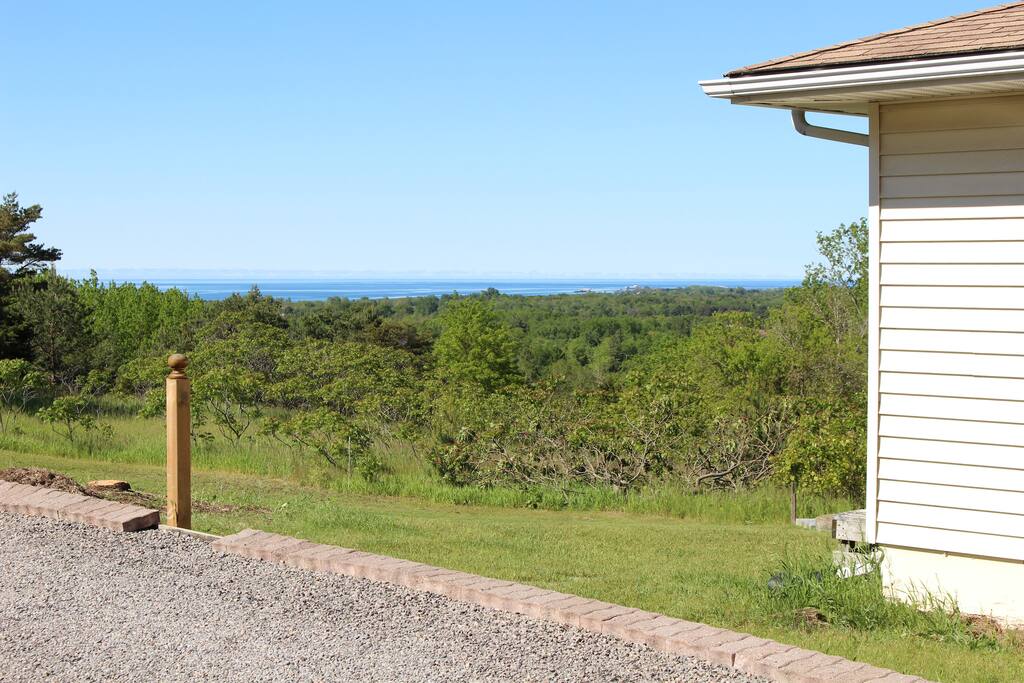 Stunning Lake view over the forested hills!