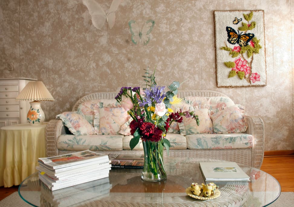 Sitting area in master bedroom