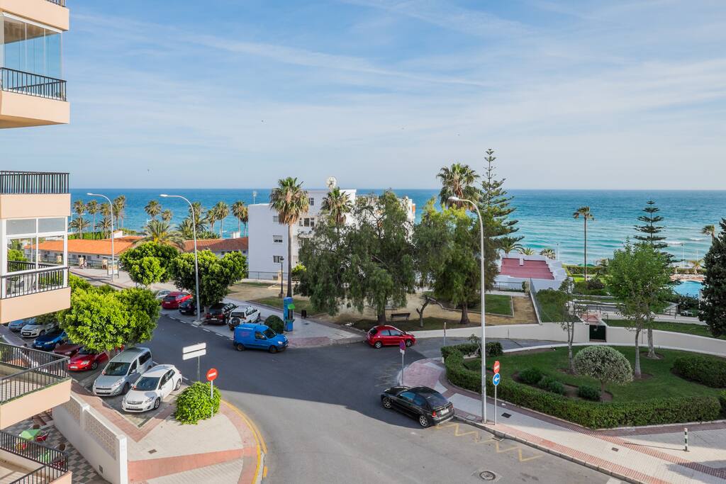 VISTAS DESDE LA TERRAZA DEL APARTAMENTO