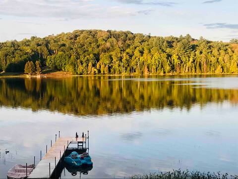 Slice of Heaven on Fraser Lake (Pet Friendly)