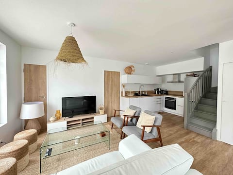 Beautiful house 200 m from the sea - 8 people