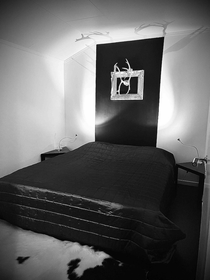 Chambre n° 2
Lit double