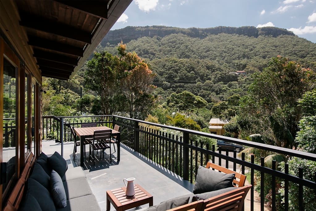 Stunning escarpment views from the deck