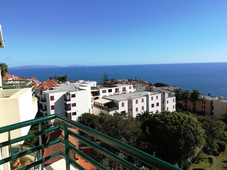 VISTA DESDE EL BALCON