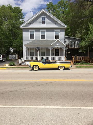 Count Me Inn
On Main St
Built in 1850
Sleeps 14