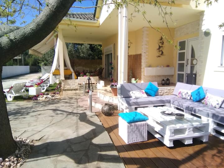 Charming house just a few minutes from the sea