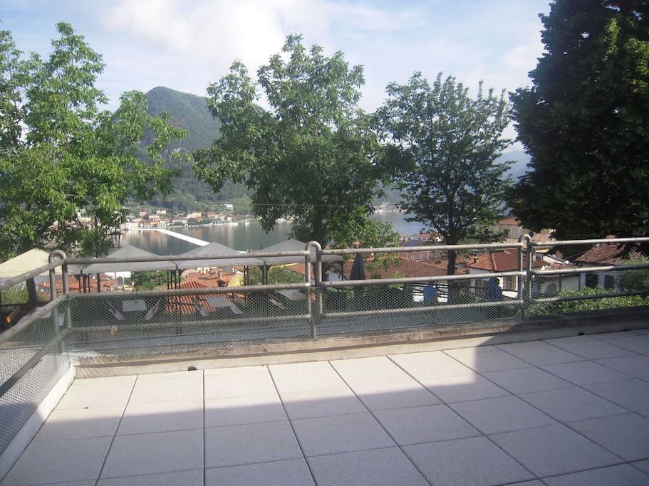 terrazza vista lago