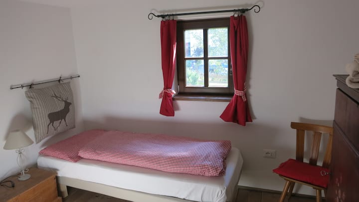 Двойна спалня