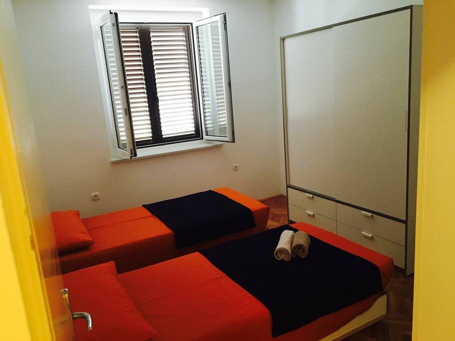 2nd Bedroom