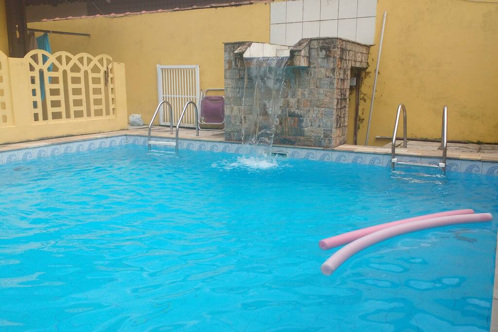 Piscina c/cascata