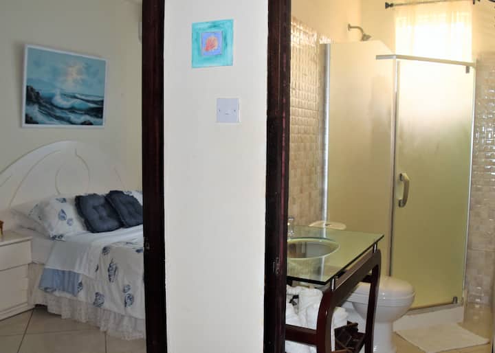 ห้องนอนและห้องน้ำ 