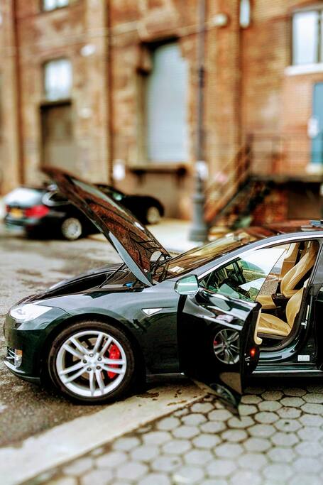 Experience A Tesla Model S In Brooklyn