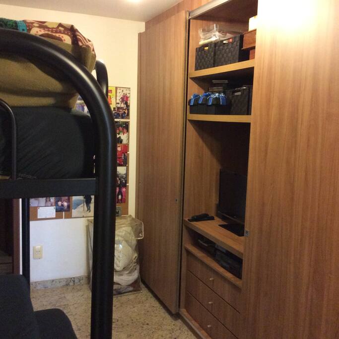 TV
