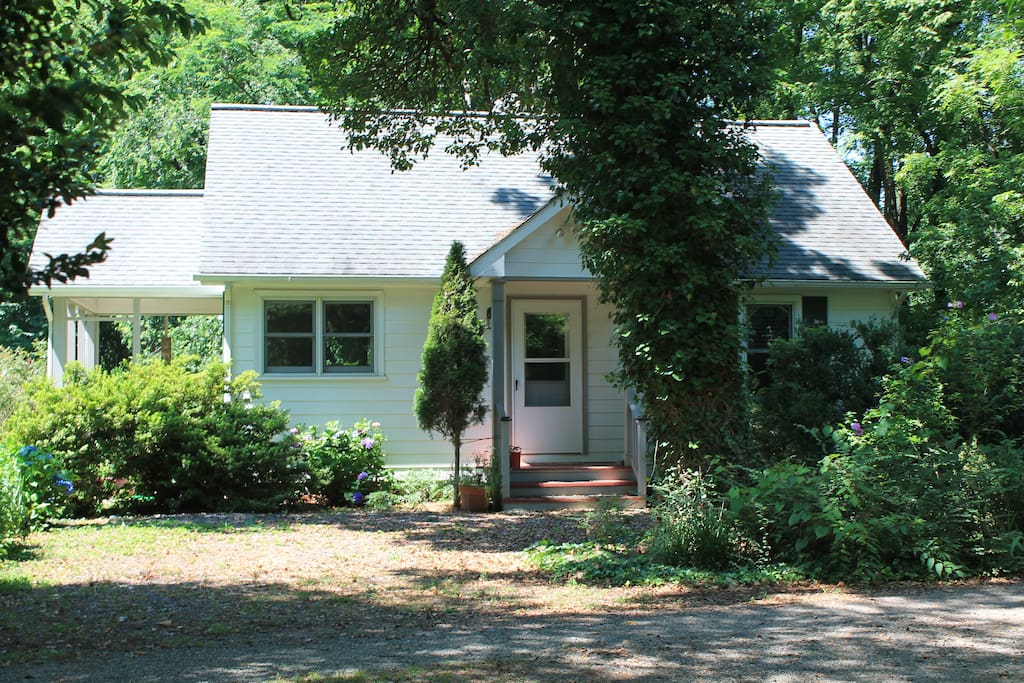 Park right in front of the cottage. Overflow parking right across the driveway