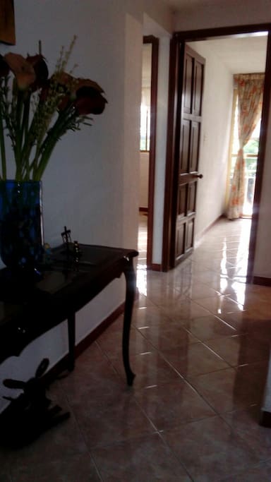 Pasillo entre habitaciones.
