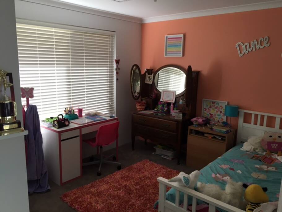 Girls room.