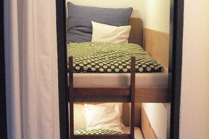 舒适的睡眠床位