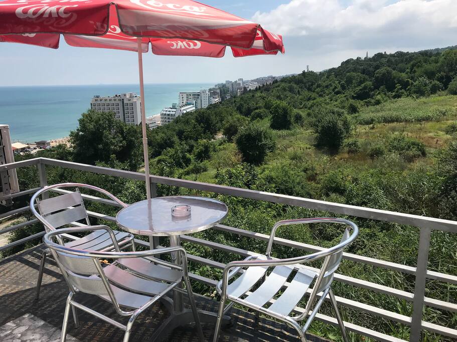 Terrace
Sea view