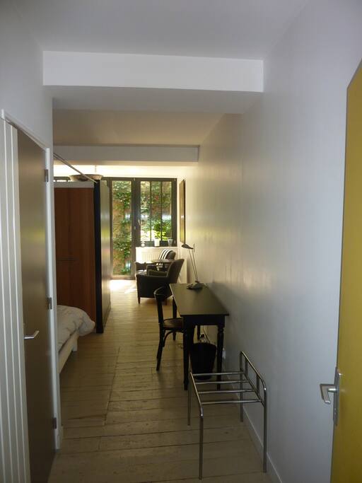 Entrée du studio.