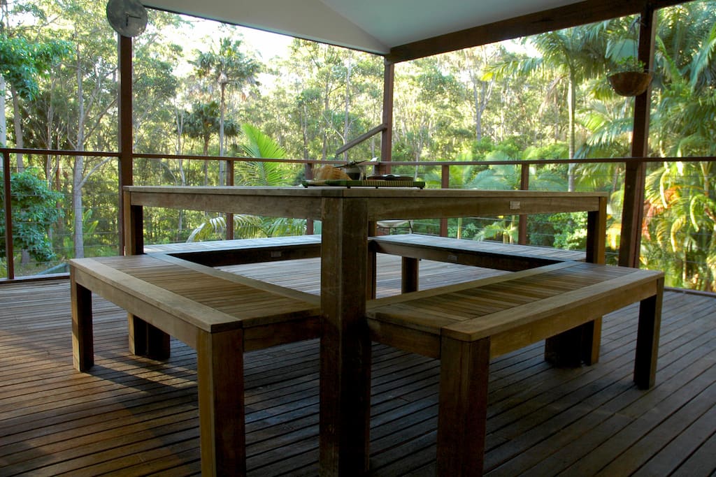Equally a perfect place for a cup of coffee and a glass of wine.