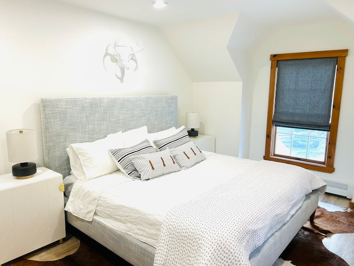 Суперголяма спалня