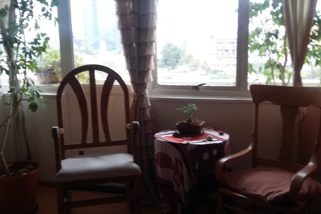Rincón agradable en la sala salida al balcon