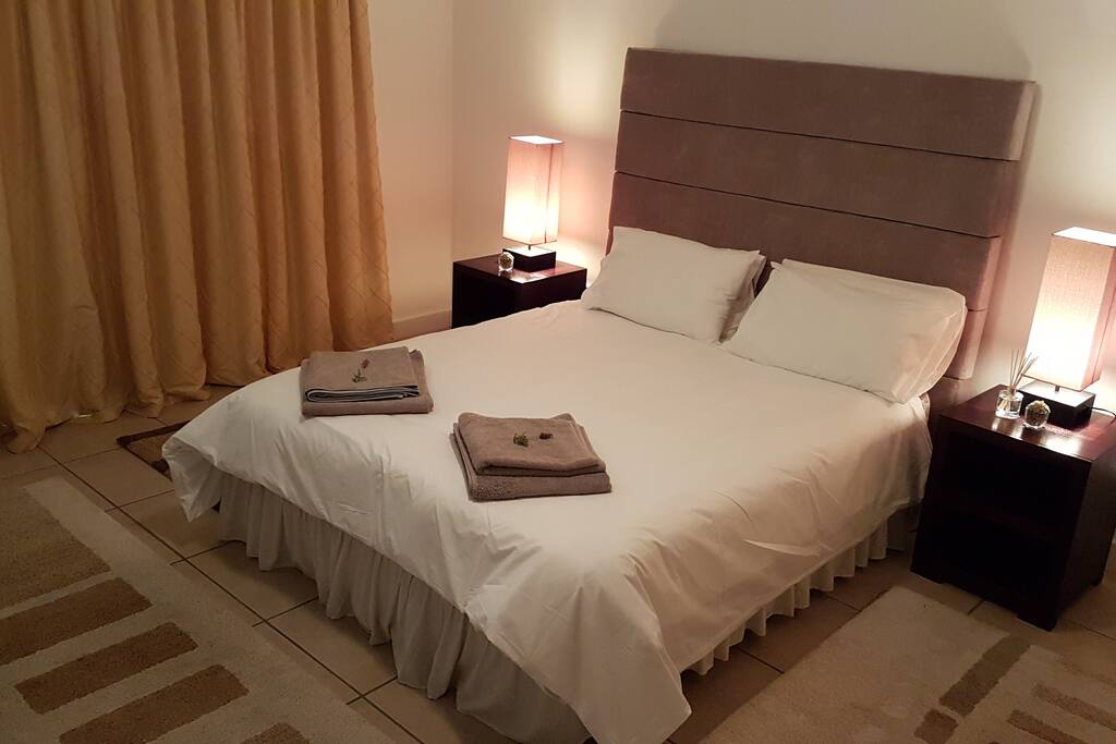 Queen Bed
