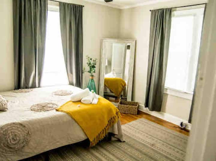 Schlafzimmer 2