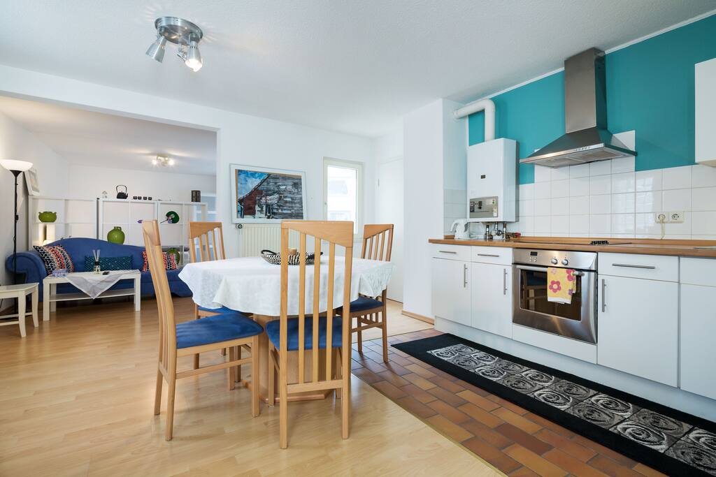 Komplett ausgestattet mit allem was man zum Wohnen braucht
Fully equipped with everything you need