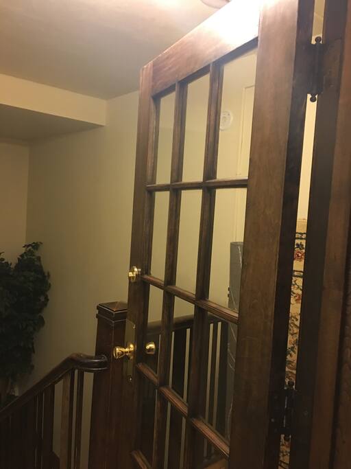 Front Entry to hall from stairs