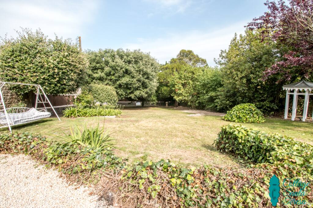 le jardin verdoyant
