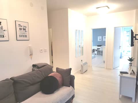 Popular Airbnb listing: Split-Residential apt-comfort -parking-terrace in Gradski Kotar Split 3