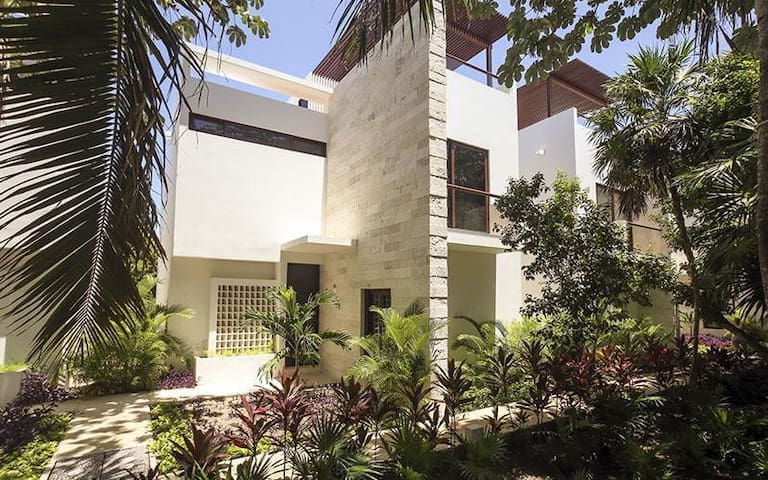 ⁨Gate48⁩ managed Airbnb listing 1