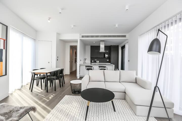 Beautiful, modern, air-conditioned, Shoreditch