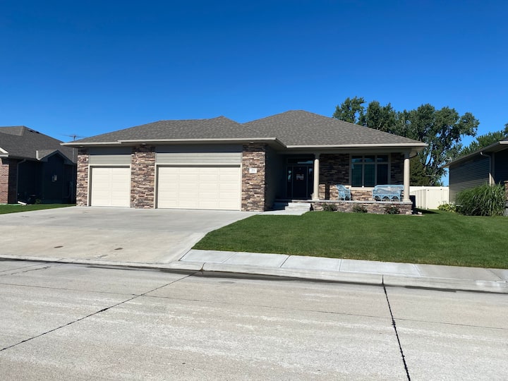 10 Best Airbnb Vacation Rentals In Grand Island, Nebraska Updated