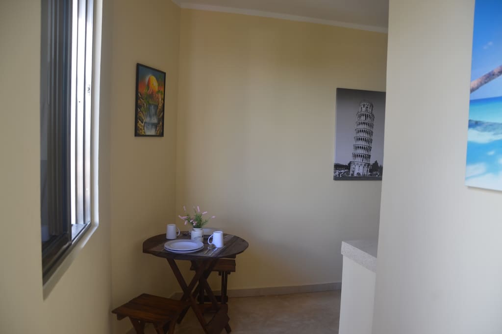 mesa para dos o mas personas